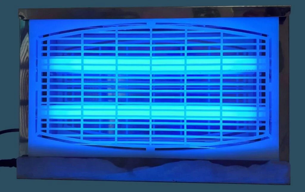 Capturador de Insectos Voladores con luz UV vista frontal Encendido con Cuerpo de Acero 304 Resistente a la Corrosión - Flash Killer Perú Lima